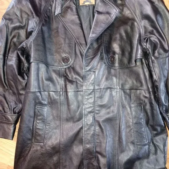 Phase 2 VTG Leather Trench Coat Sz XL..